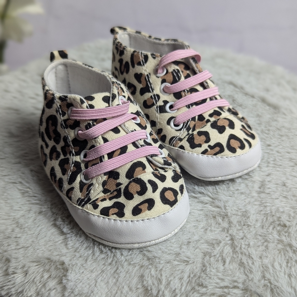 Baby Girl Leopard Print Pink Laces 6-9 month